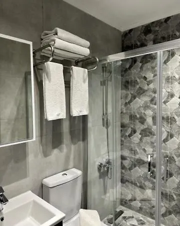 فندق Well House *