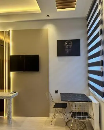 Well House מלון